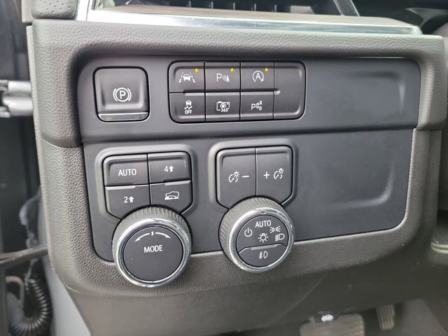 Certified 2025 Chevrolet Suburban Premier AWD/4WD image 28
