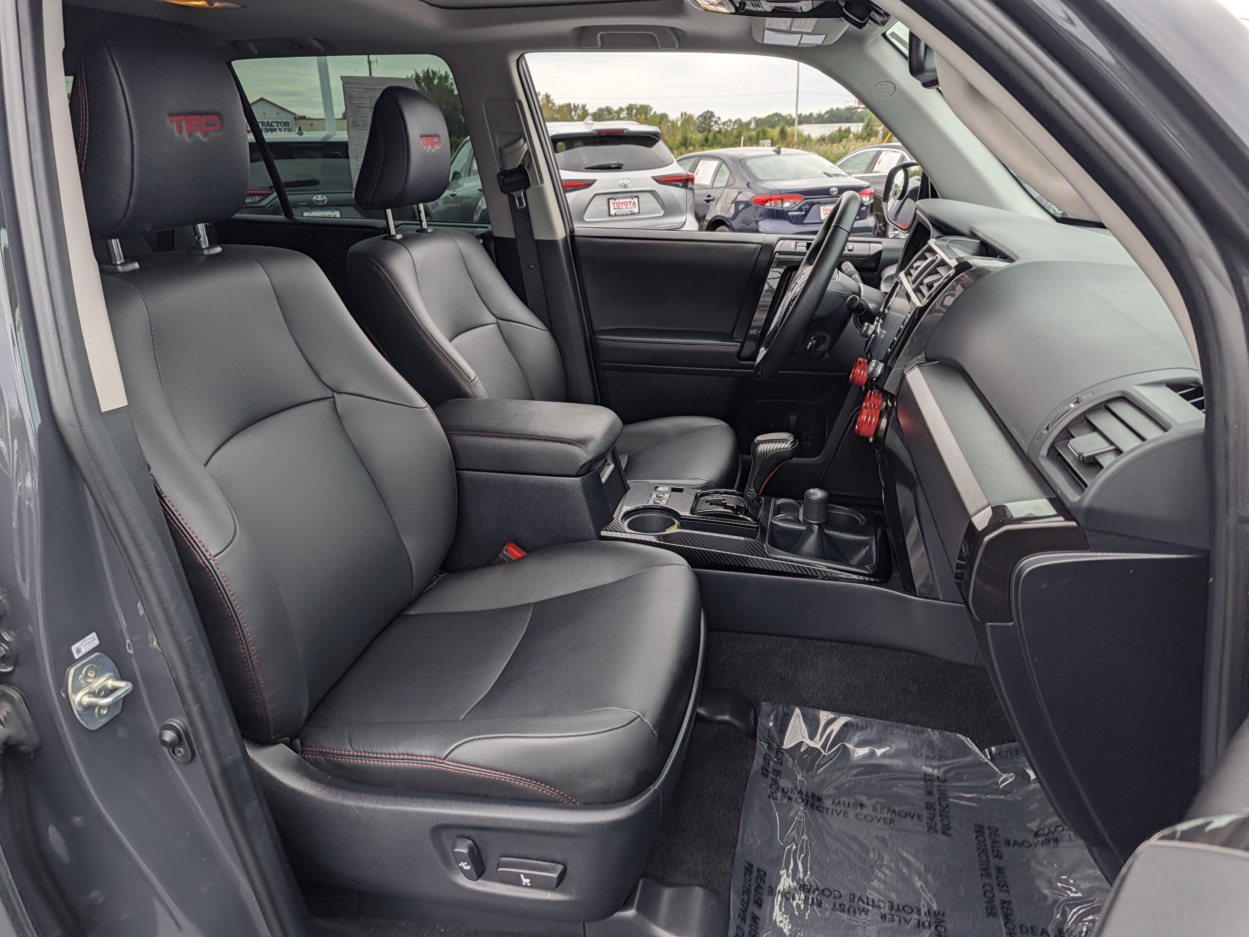Certified 2024 Toyota 4Runner TRD Off-Road Premium w/ Off Road Premium Plus Package AWD/4WD image 24