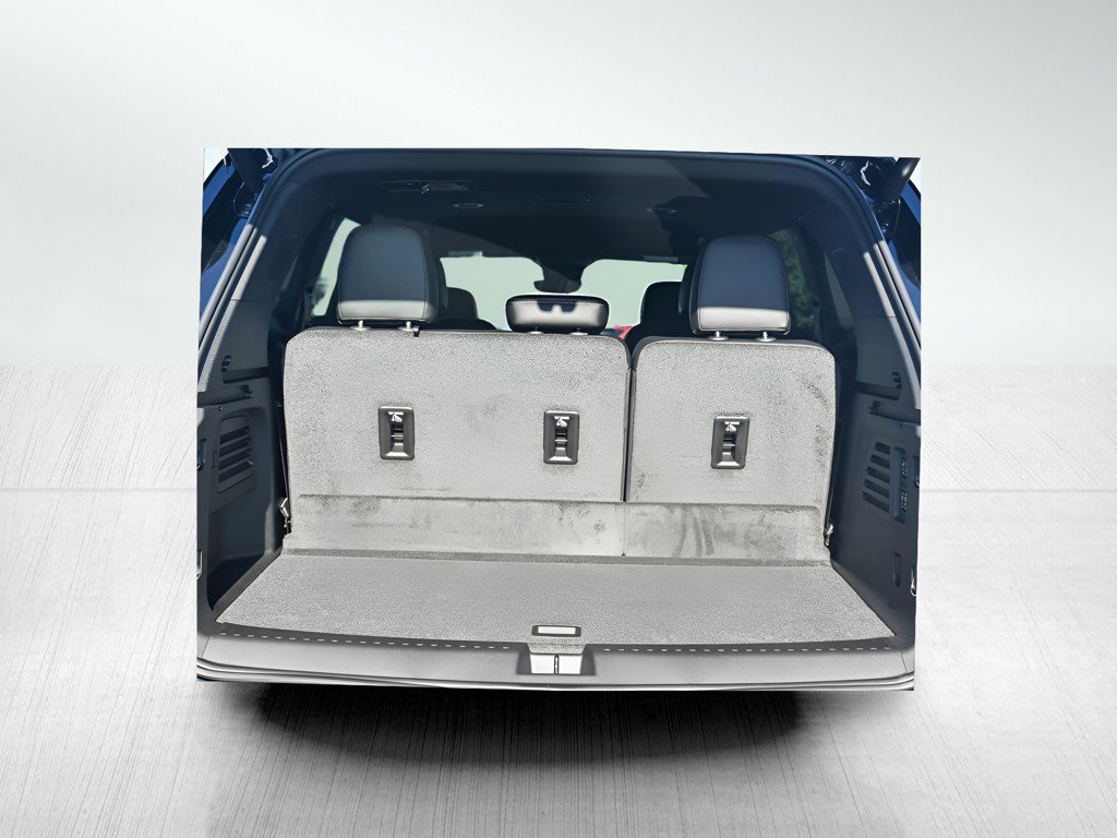 New 2026 Buick Enclave Sport Touring w/ Power Package image 8