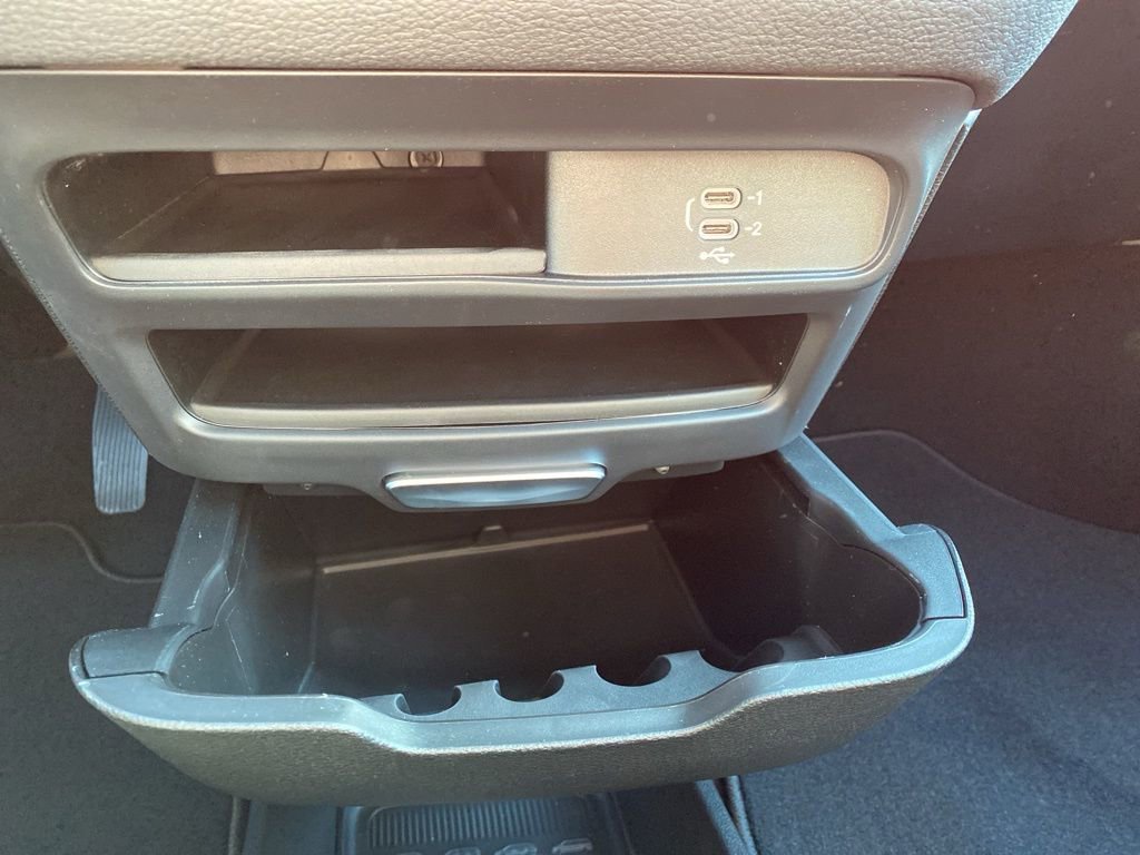 New 2026 Chrysler Pacifica Select image 27