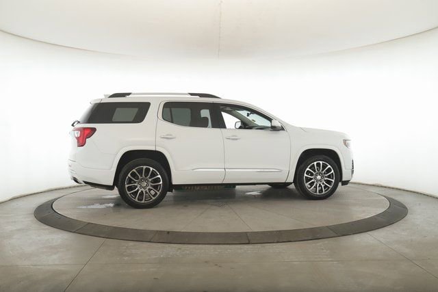Used 2023 GMC Acadia Denali w/ Denali Ultimate Package image 6