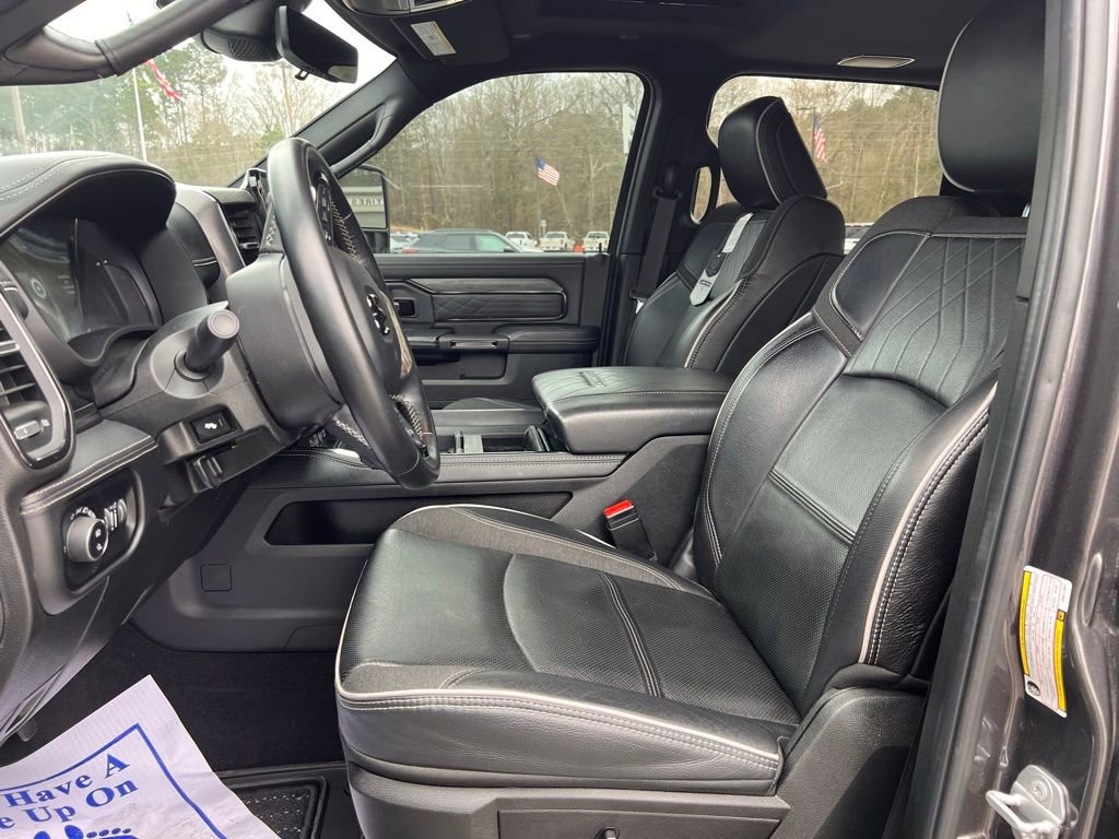 Used 2025 RAM 3500 Limited image 5