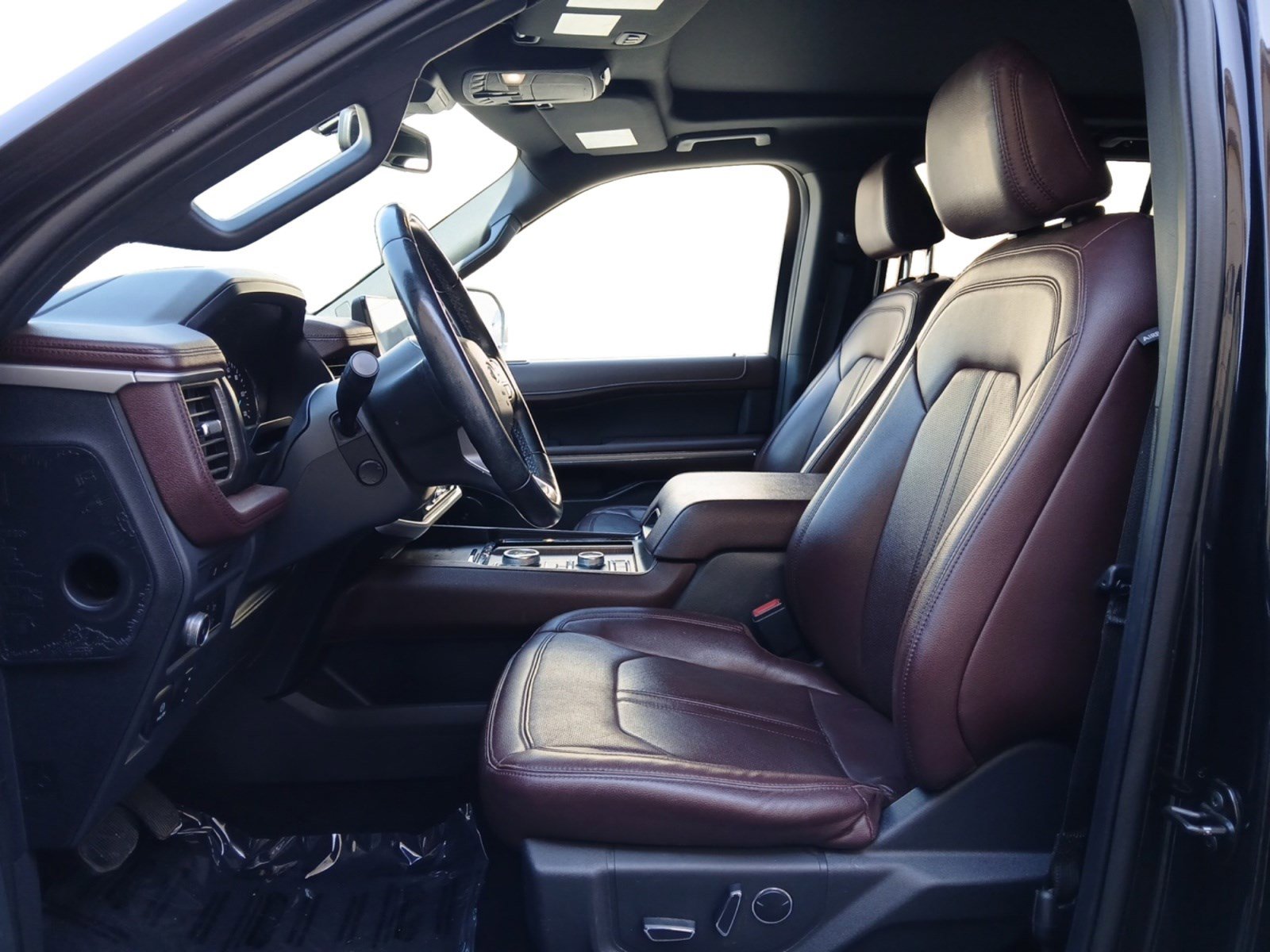 Used 2022 Ford Expedition Max Limited image 24