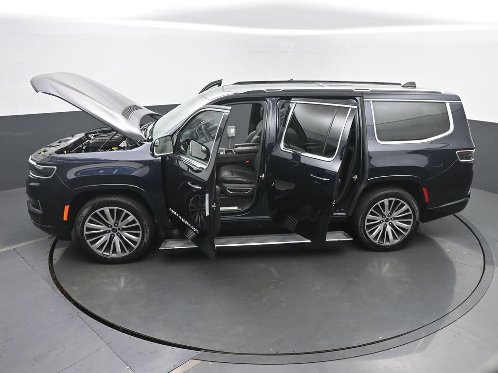 Used 2025 Jeep Grand Wagoneer 4WD image 70
