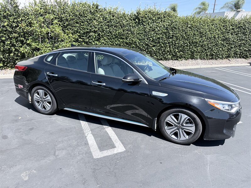 Used 2017 Kia Optima EX w/ Technology Package FWD image 6
