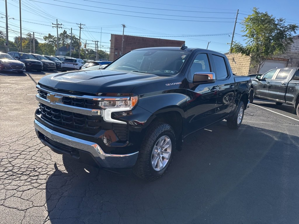 Used 2023 Chevrolet Silverado 1500 LT w/ Protection Package image 3