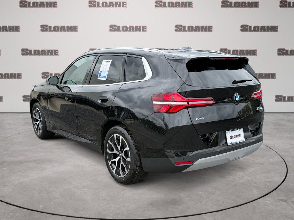 Certified 2025 BMW X3 xDrive30i w/ Premium Package AWD/4WD image 3