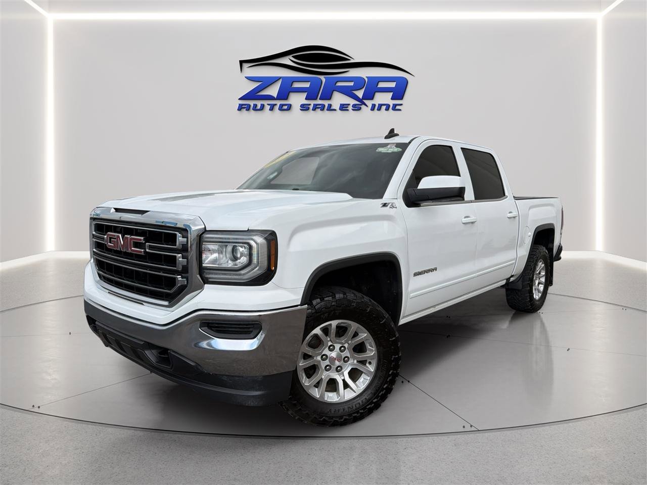 Used 2018 GMC Sierra 1500 SLE w/ Suspension Package, Off-Road AWD/4WD image 1