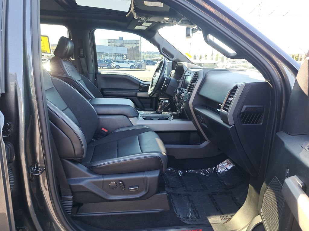 Used 2019 Ford F150 Raptor w/ Equipment Group 802A Luxury AWD/4WD image 18