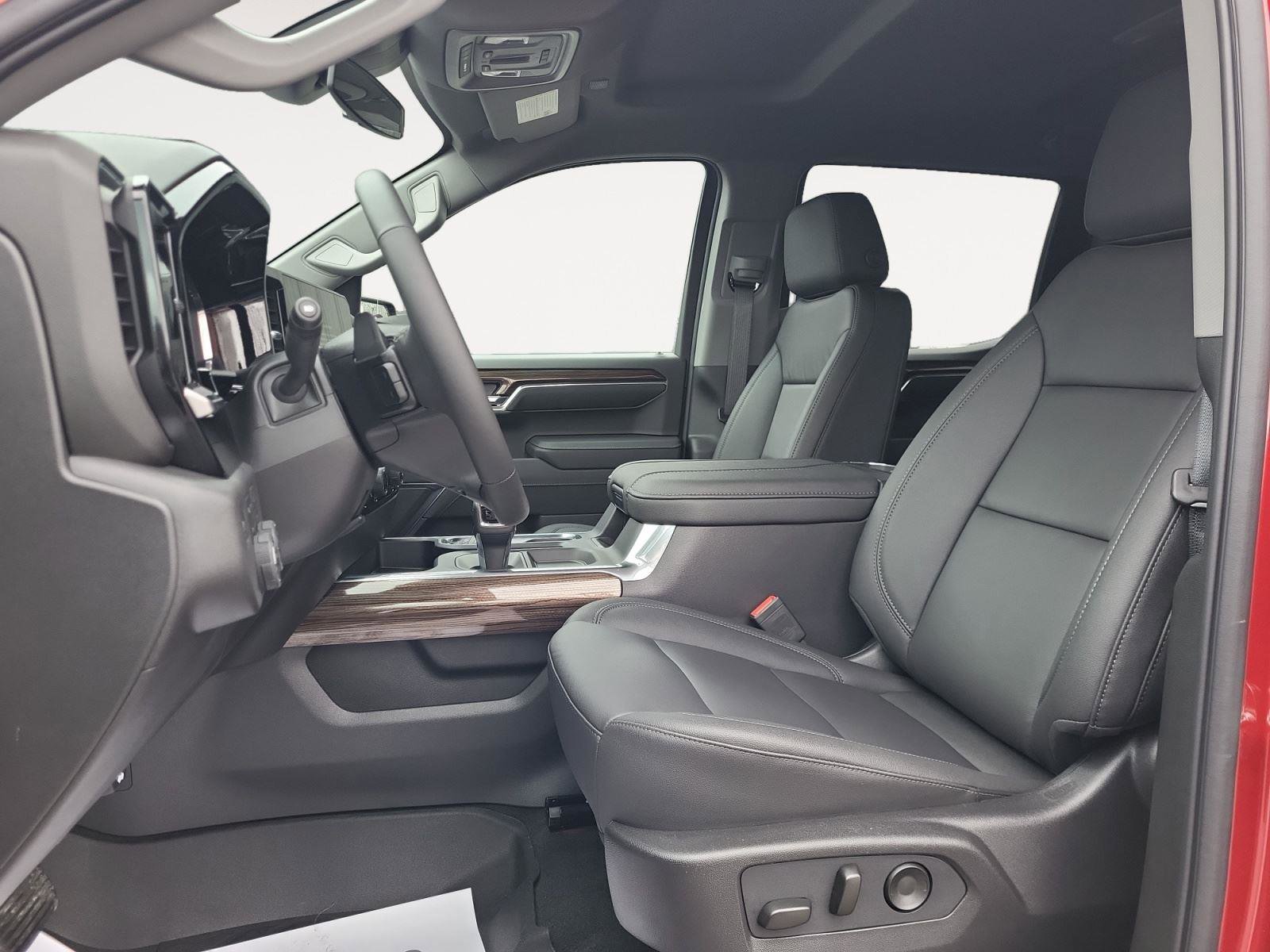 Used 2026 Chevrolet Silverado 1500 LT Trail Boss w/ LT Trail Boss Premium Package image 10