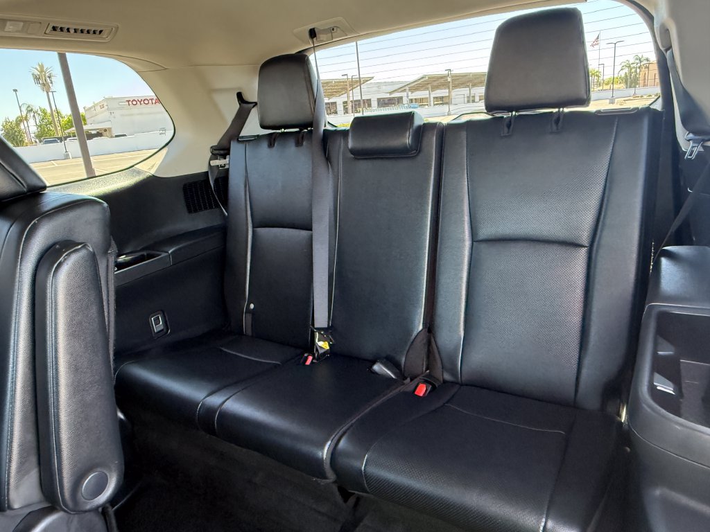 Used 2025 Toyota Grand Highlander FWD image 12