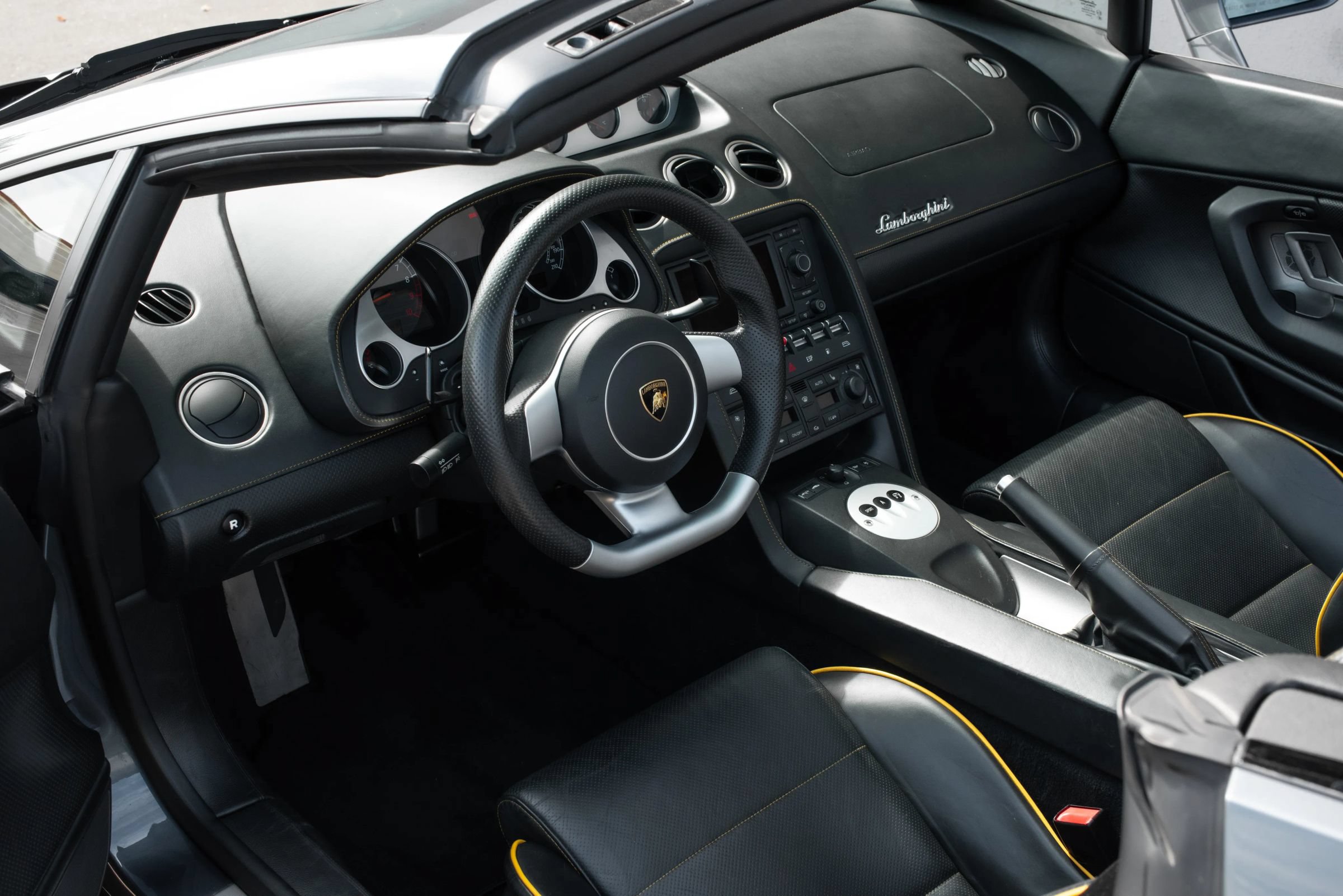 Used 2007 Lamborghini Gallardo Spyder AWD/4WD image 14