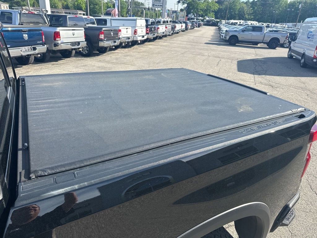 Used 2022 Chevrolet Silverado 1500 ZR2 w/ Technology Package AWD/4WD image 32