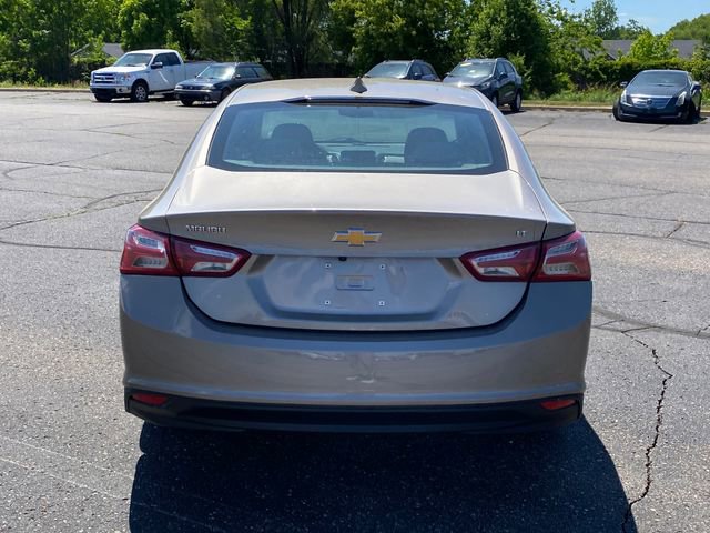 Used 2022 Chevrolet Malibu LT FWD image 4