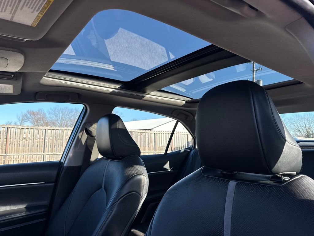 Used 2024 Toyota Camry XSE w/ Navigation Package image 10