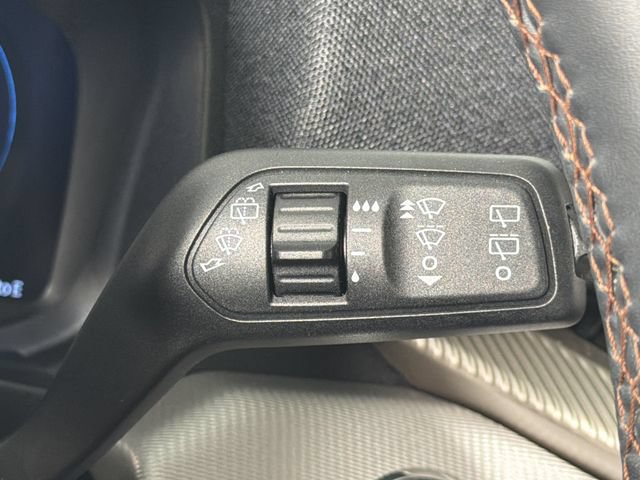 Used 2026 Ford Explorer Active w/ Active Comfort Package RWD image 14