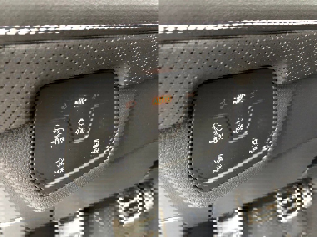 New 2025 Volkswagen Atlas SEL Premium R-Line image 14