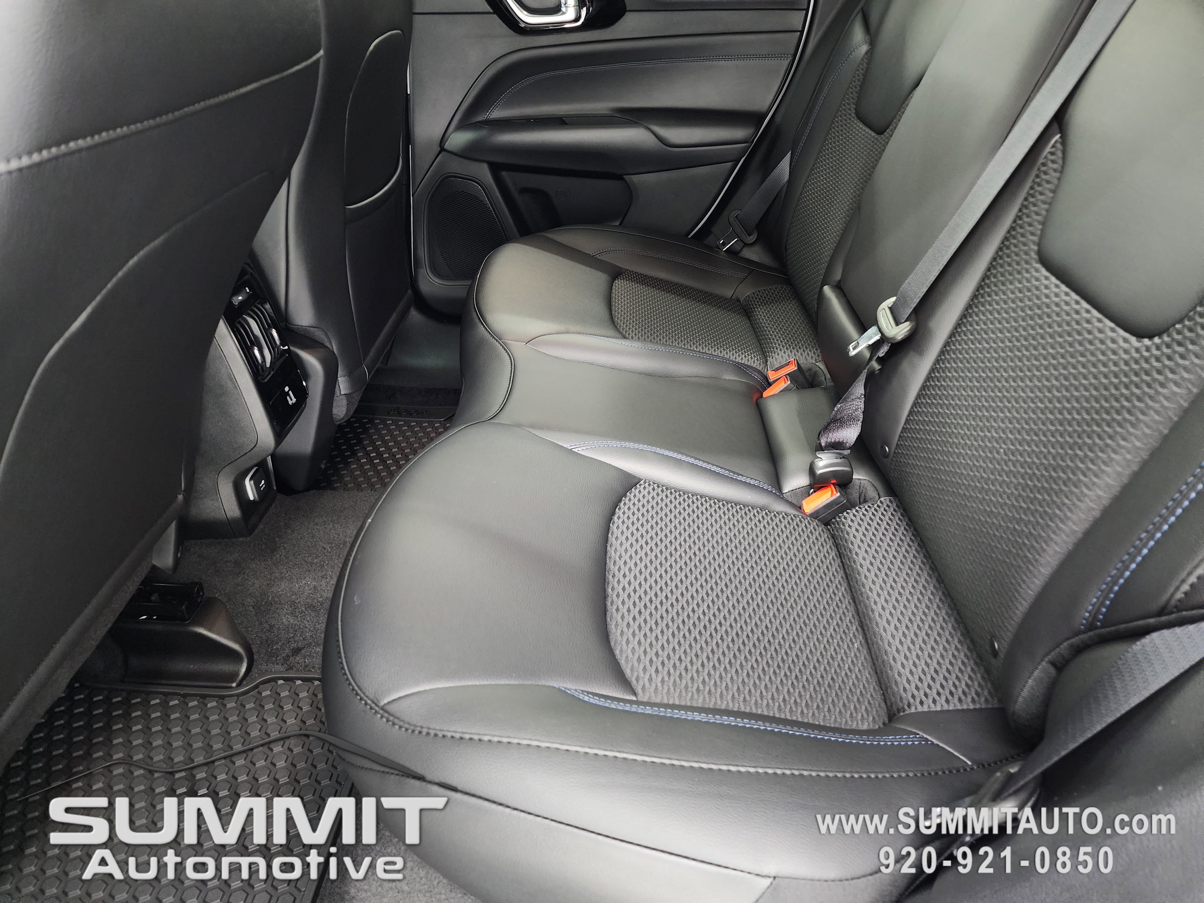 New 2026 Jeep Compass Latitude image 36