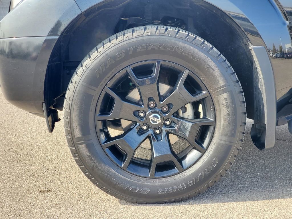 Used 2020 Nissan Frontier SV w/ Midnight Edition Floor Mats image 10
