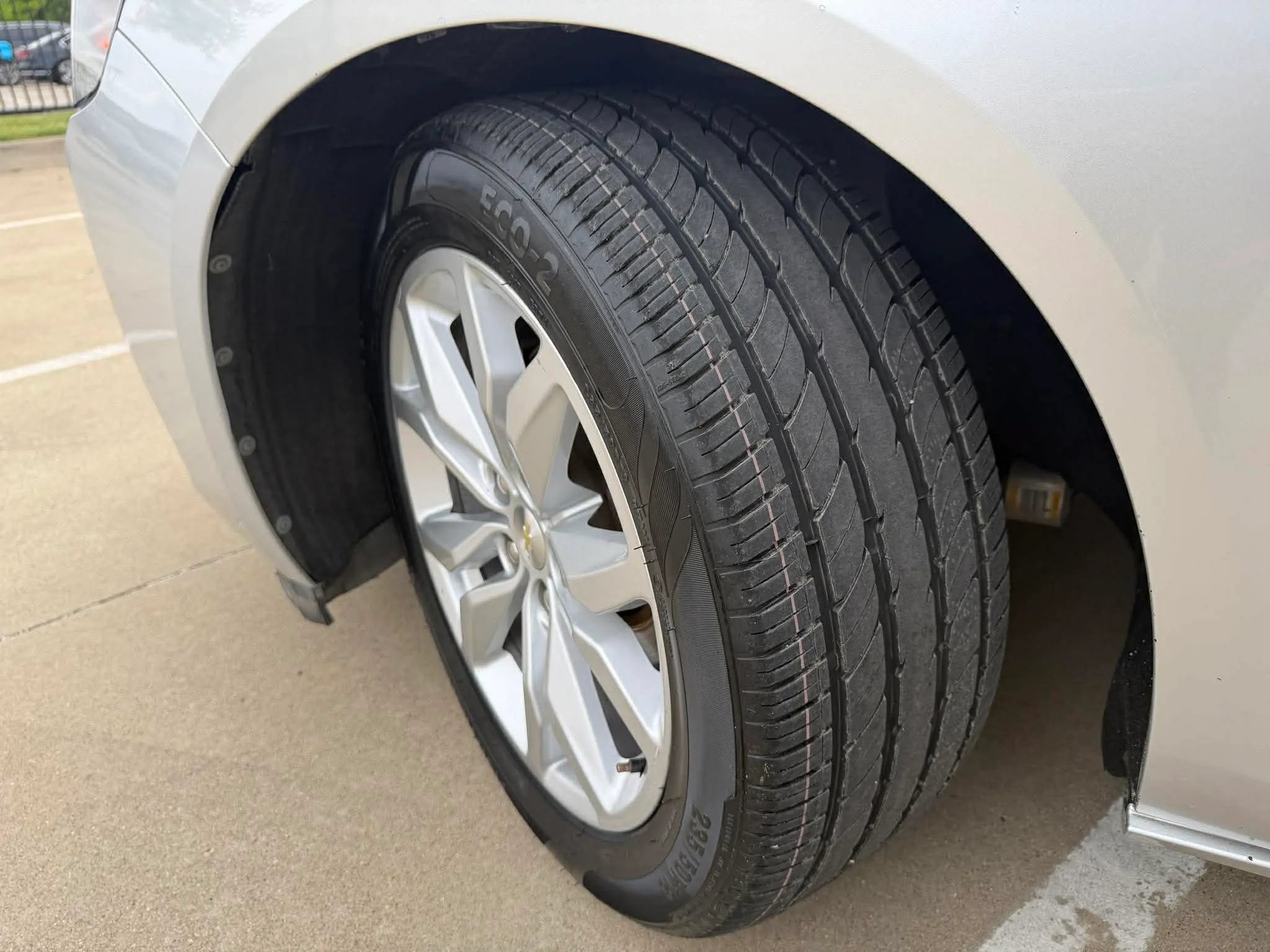 Used 2019 Chevrolet Impala LT FWD image 29