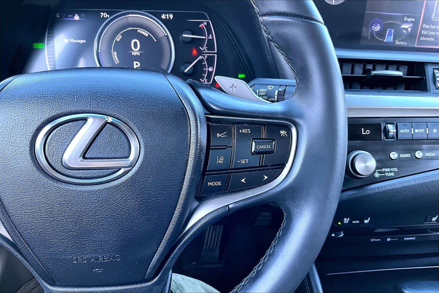 Used 2021 Lexus ES 300h w/ Premium Package FWD image 23