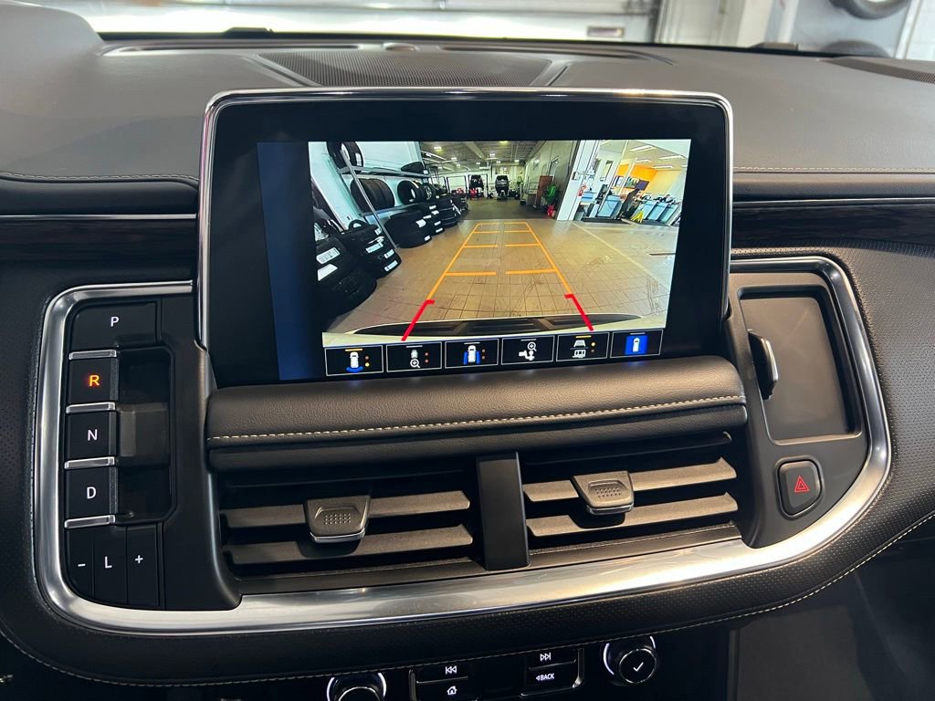 Used 2022 Chevrolet Tahoe Premier AWD/4WD image 31