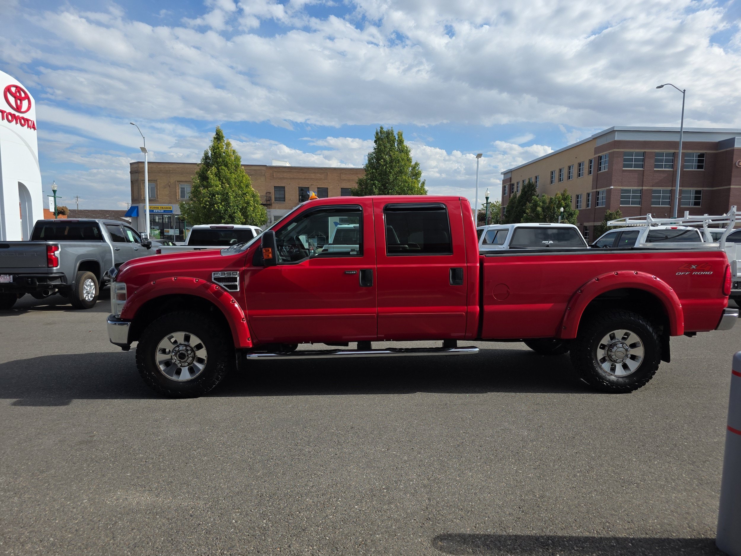 Used 2008 Ford F350 Lariat AWD/4WD image 5