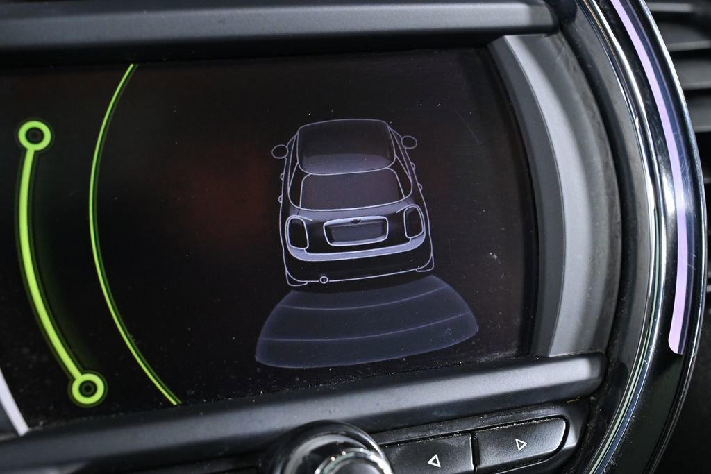 Used 2015 MINI Cooper 4-Door Hardtop FWD image 15