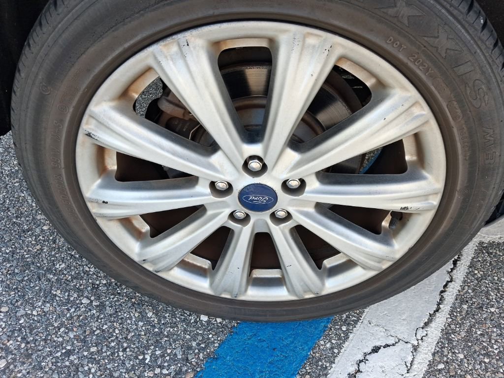 Used 2017 Ford Escape Titanium image 13