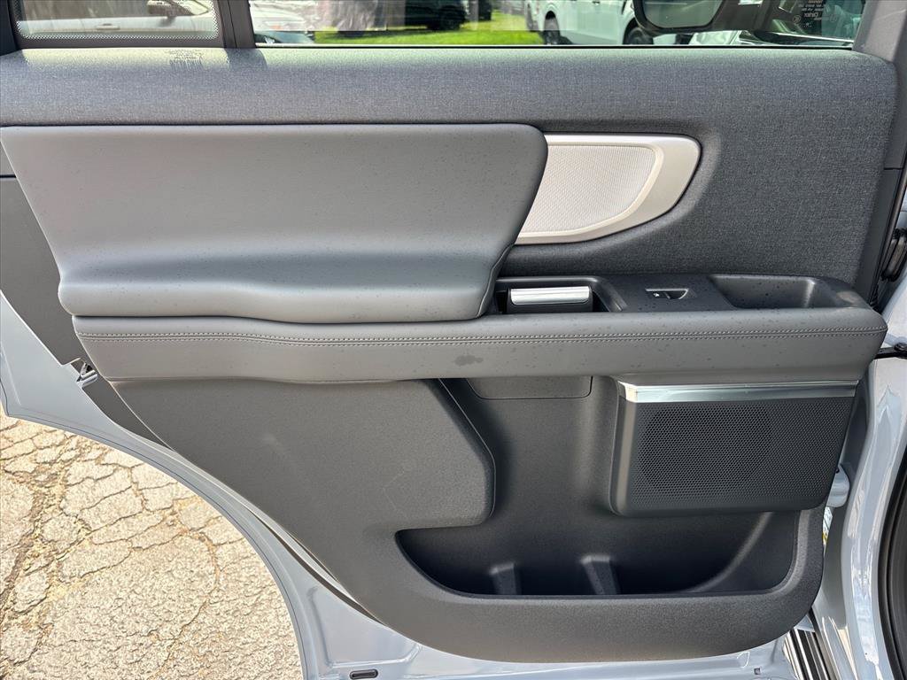 New 2027 Ford Expedition Active AWD/4WD image 17