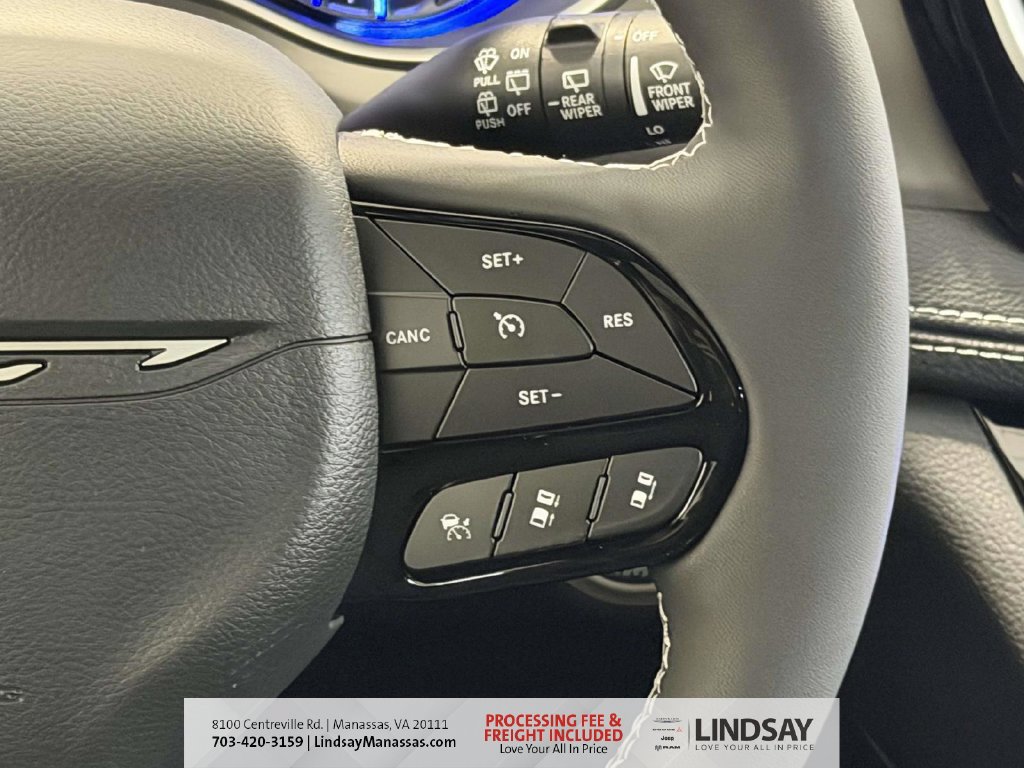 New 2027 Chrysler Pacifica Limited AWD/4WD image 29