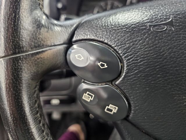 Used 2005 Mercedes-Benz CLK 500 Cabriolet image 14