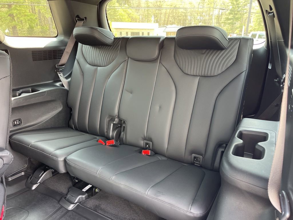 Used 2024 Hyundai Palisade Calligraphy image 25