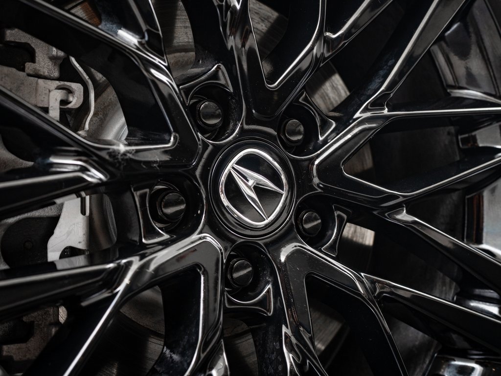 Used 2025 Acura MDX A-Spec image 8