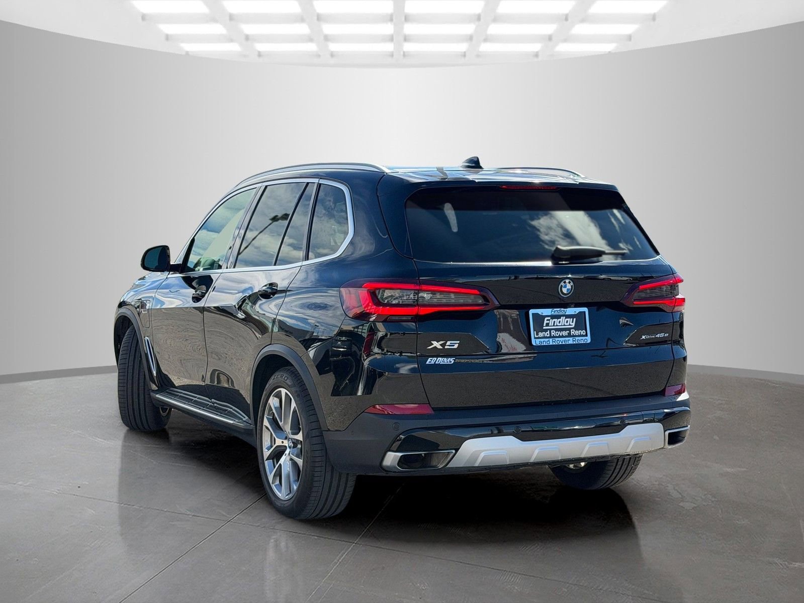 Used 2023 BMW X5 xDrive45e image 7