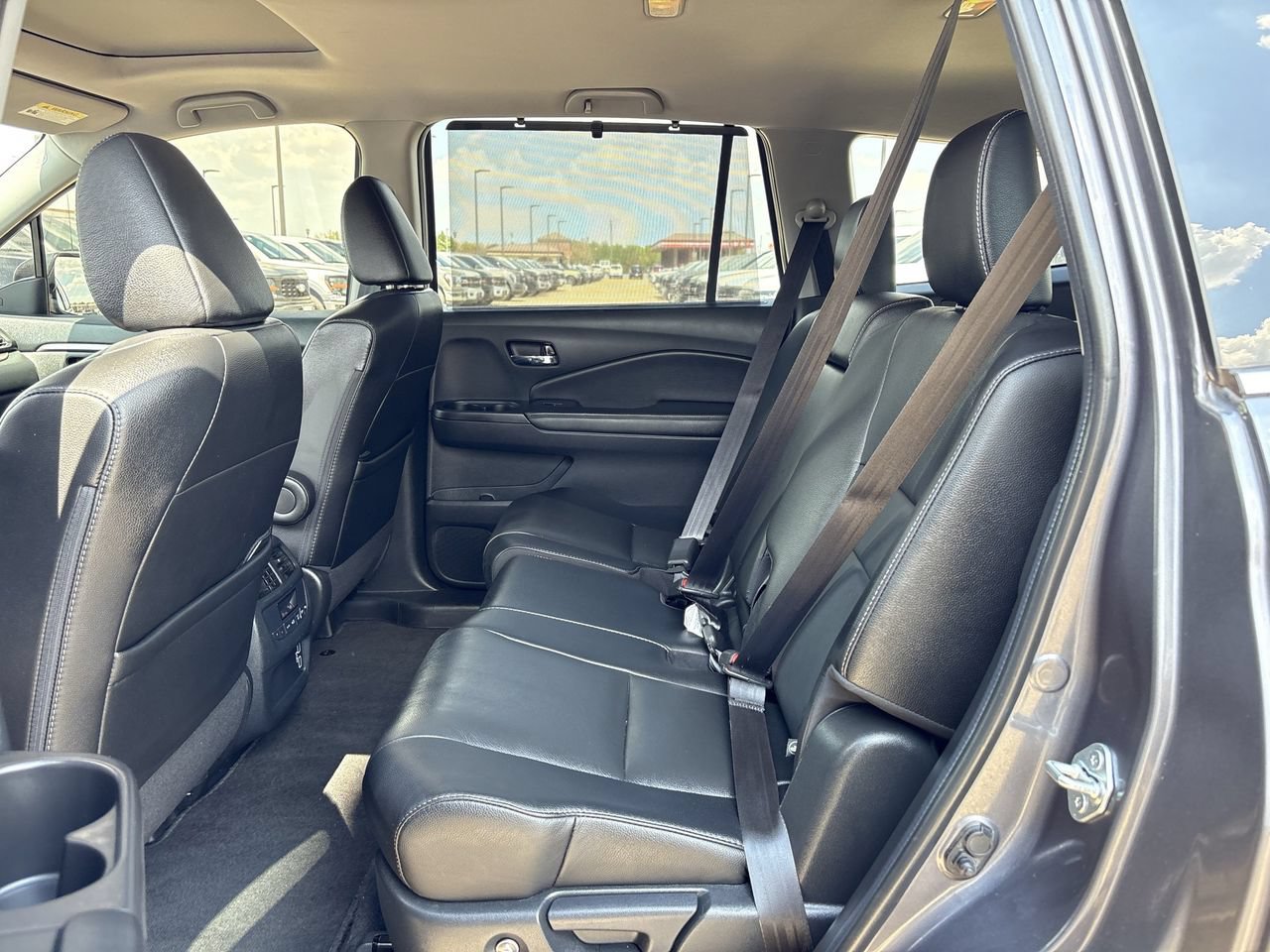 Used 2022 Honda Pilot Special Edition image 29