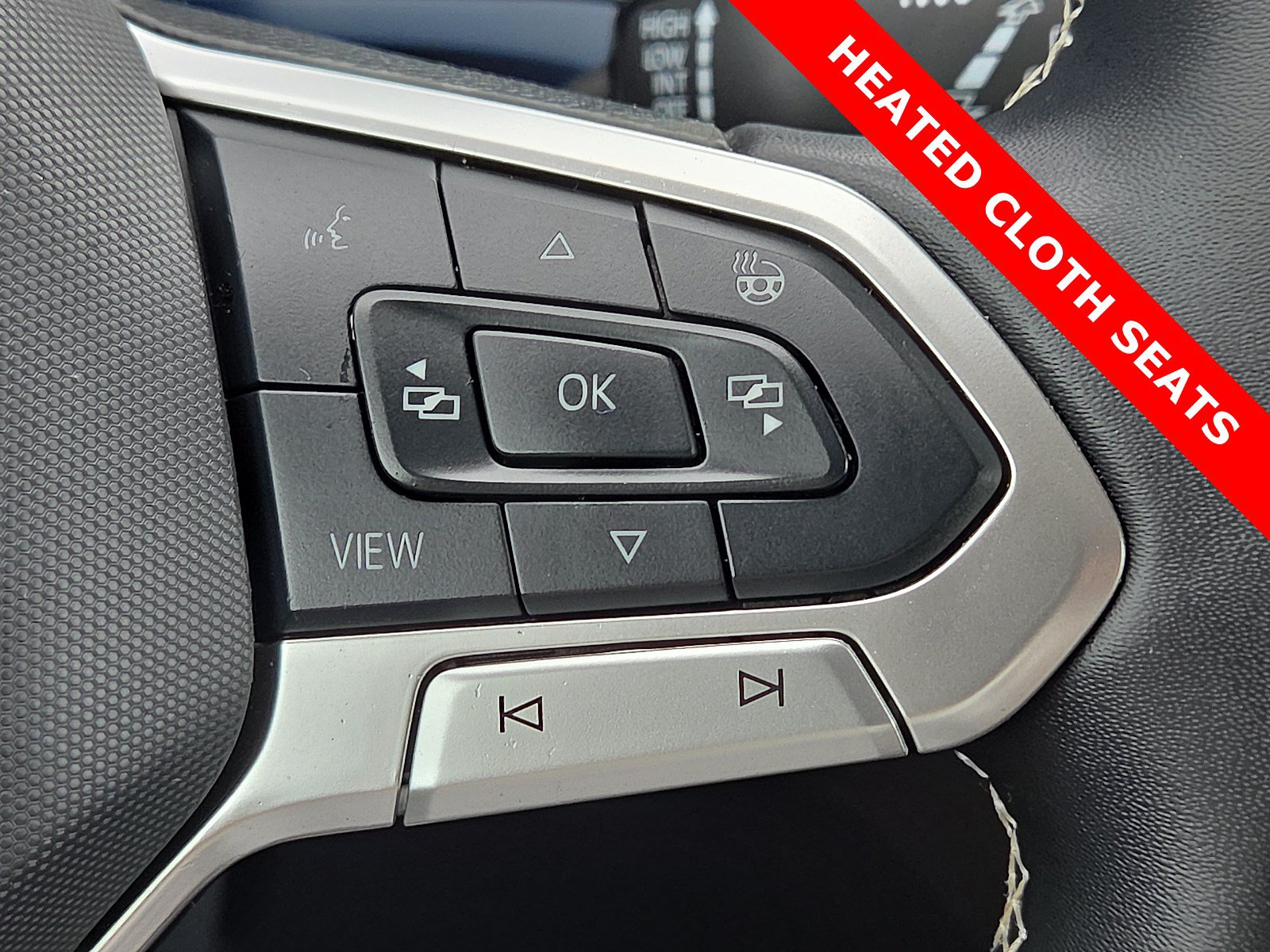Used 2024 Volkswagen Taos SE FWD image 22