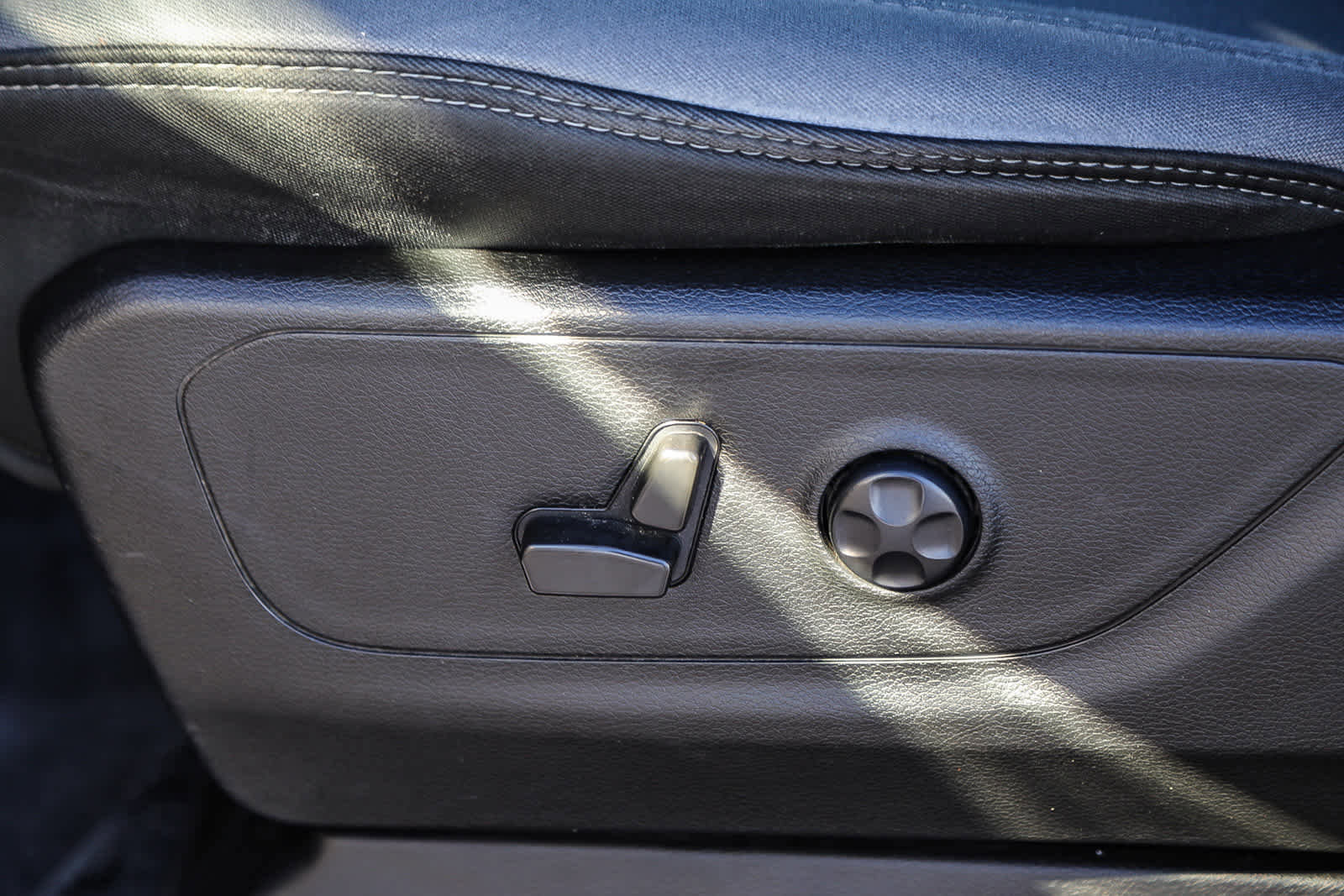 Used 2021 RAM 1500 Big Horn image 17