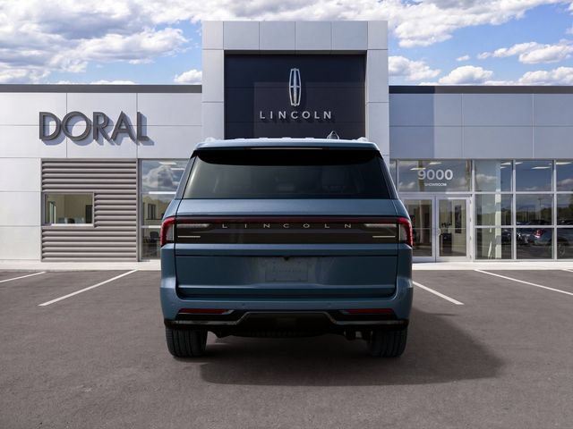 New 2027 Lincoln Navigator Reserve RWD image 7