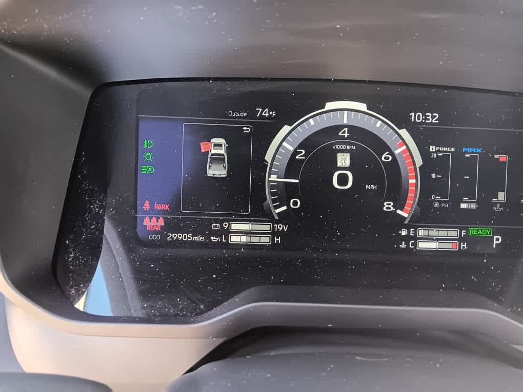 Used 2024 Toyota Tundra Platinum AWD/4WD image 23