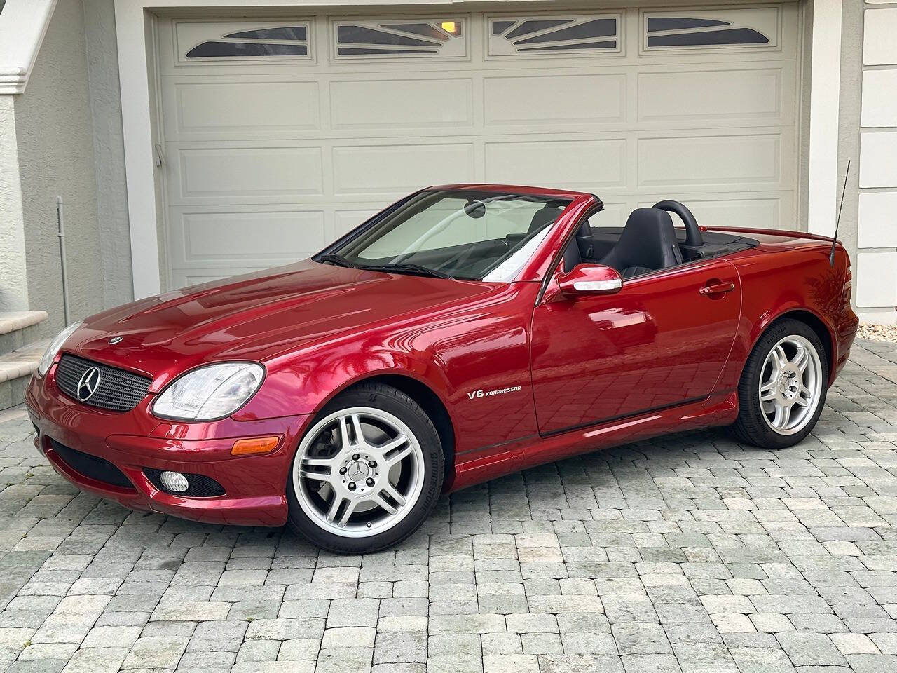 Used 2003 Mercedes-Benz SLK 32 AMG image 4