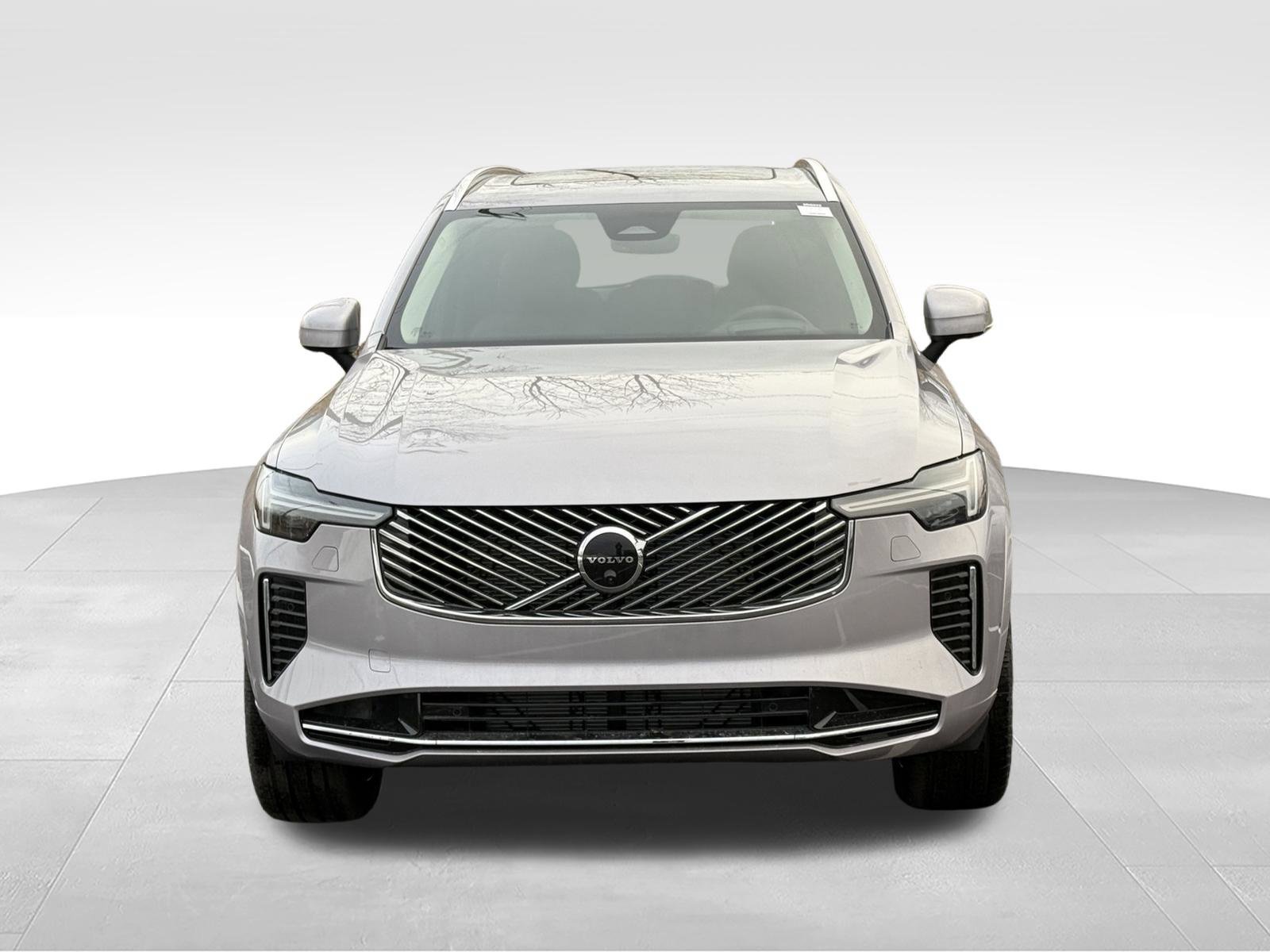 New 2026 Volvo XC90 T8 Plus w/ Protection Package AWD/4WD image 9