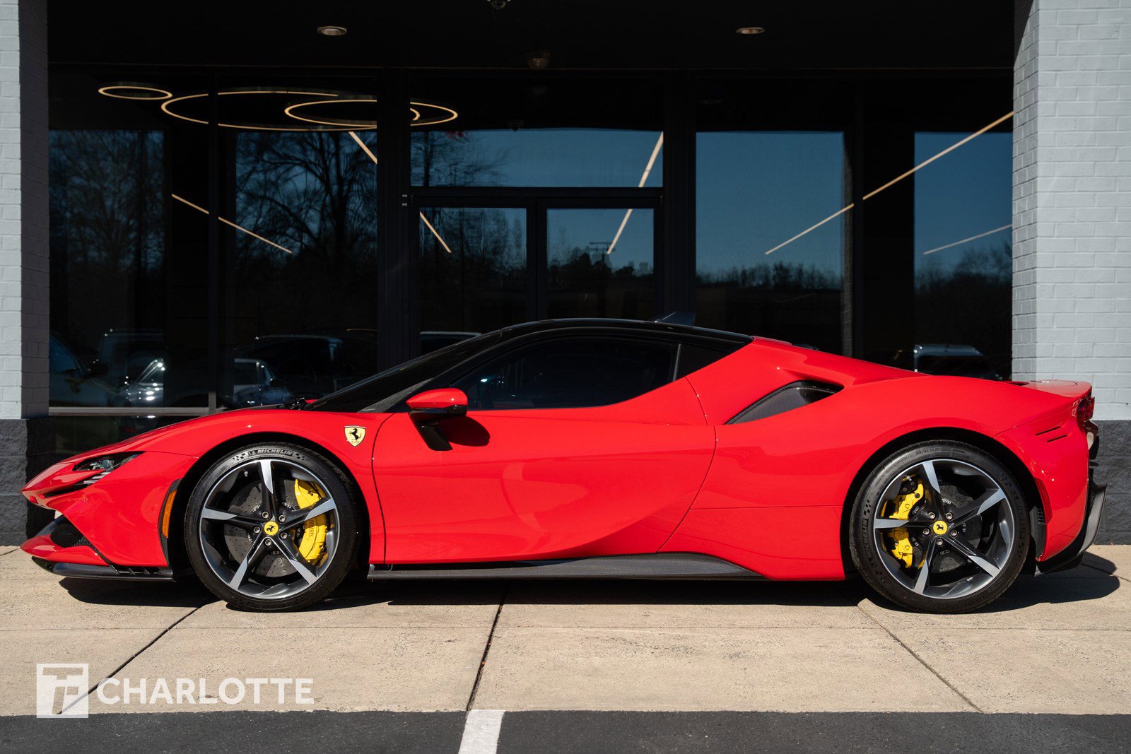 Used 2021 Ferrari SF90 Stradale image 8