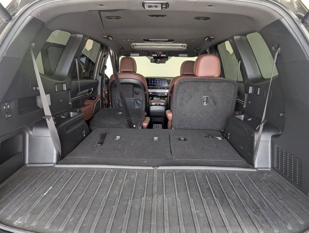 Used 2024 Kia Telluride EX w/ EX Captain's Chair Package FWD image 27