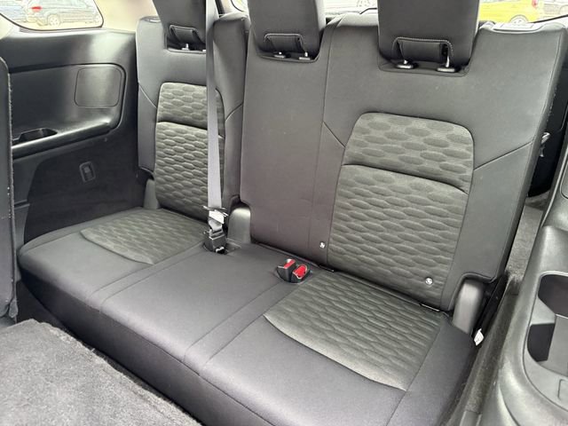 Used 2024 Nissan Pathfinder SV image 25