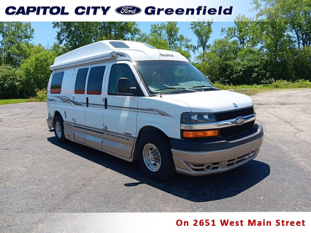 Used 2004 Chevrolet Express 3500 Extended RWD image 1