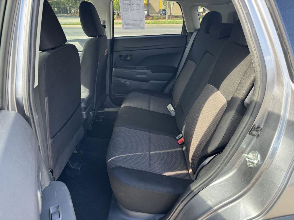Used 2018 Mitsubishi Outlander Sport ES image 10