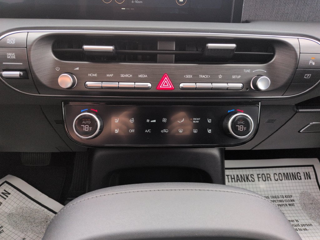 Used 2026 Hyundai Palisade SEL FWD image 18