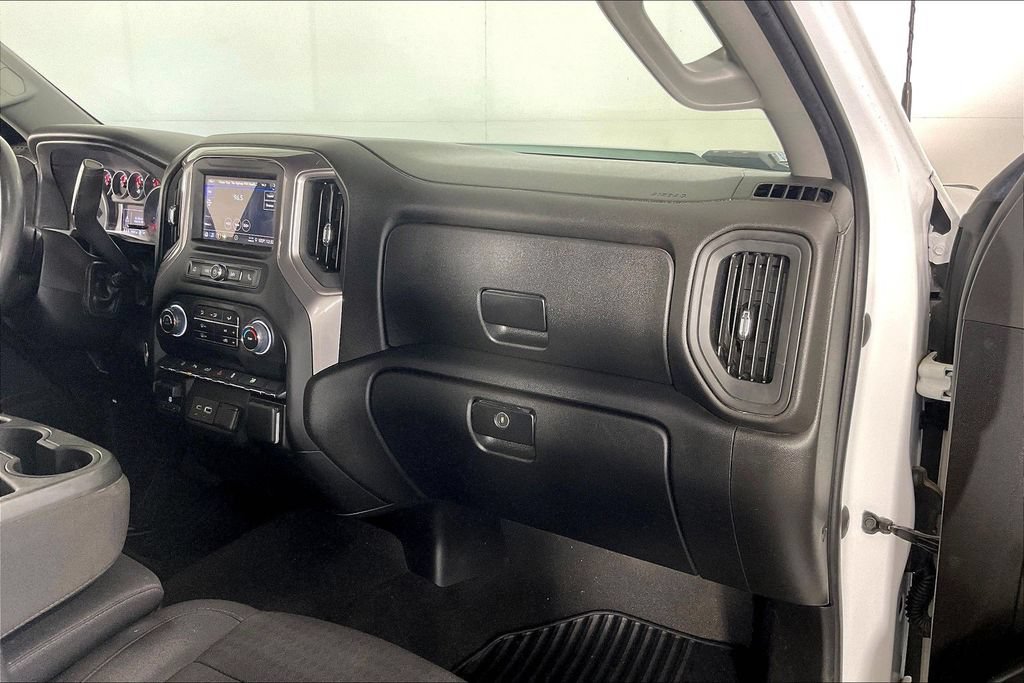 Used 2024 Chevrolet Silverado 2500 Custom w/ Custom Value Package AWD/4WD image 19