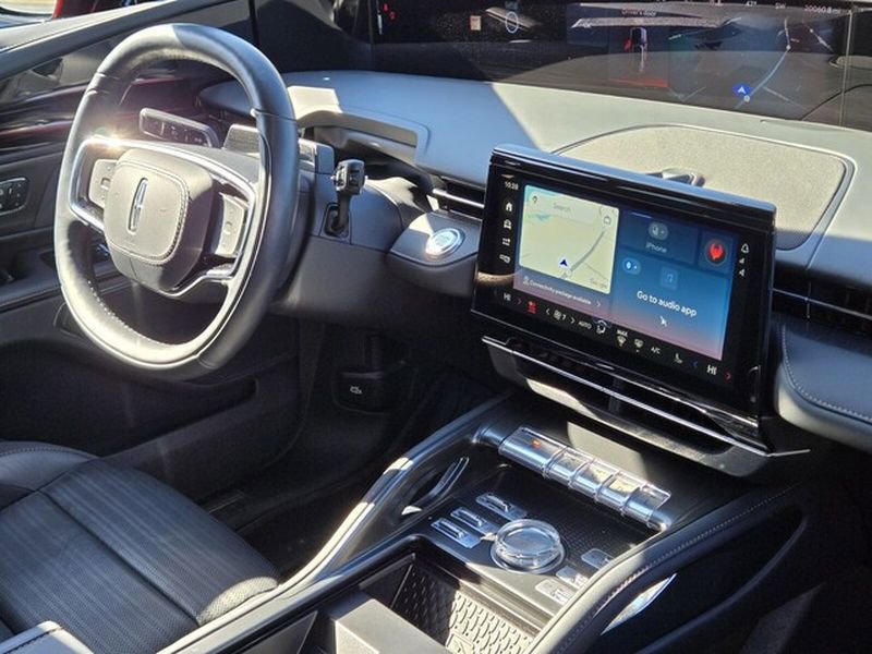 Used 2024 Lincoln Nautilus Reserve w/ Jet Appearance Package (87T) AWD/4WD image 23